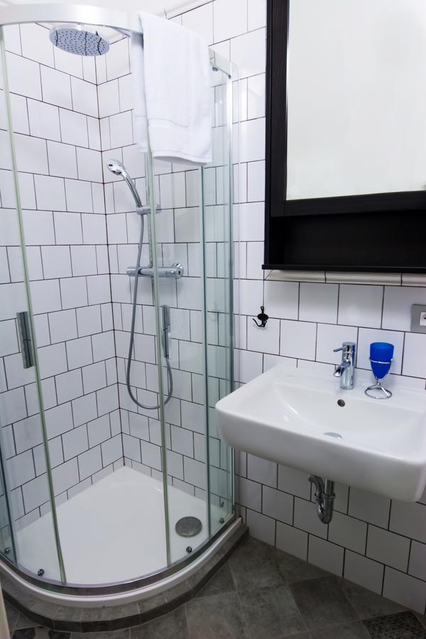 Hostivit Apartment *